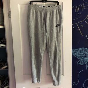 Nike Men’s Sweats